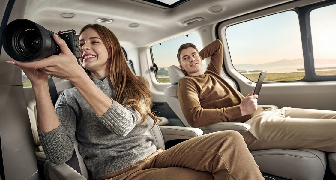 Hyundai Обновленная STARIA, Салон кеңістігі сіздің кез келген қажеттіліктеріңіз бен өмір салтыңызға бейімделеді.